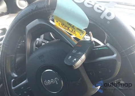 2021 Jeep Grand Cherokee Limited 4X4 from USA, damaged, VIN 1C4RJFBG0MC645236